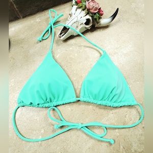 Victoria's Secret Triangle Bikini Top Soft Mint color Size Large